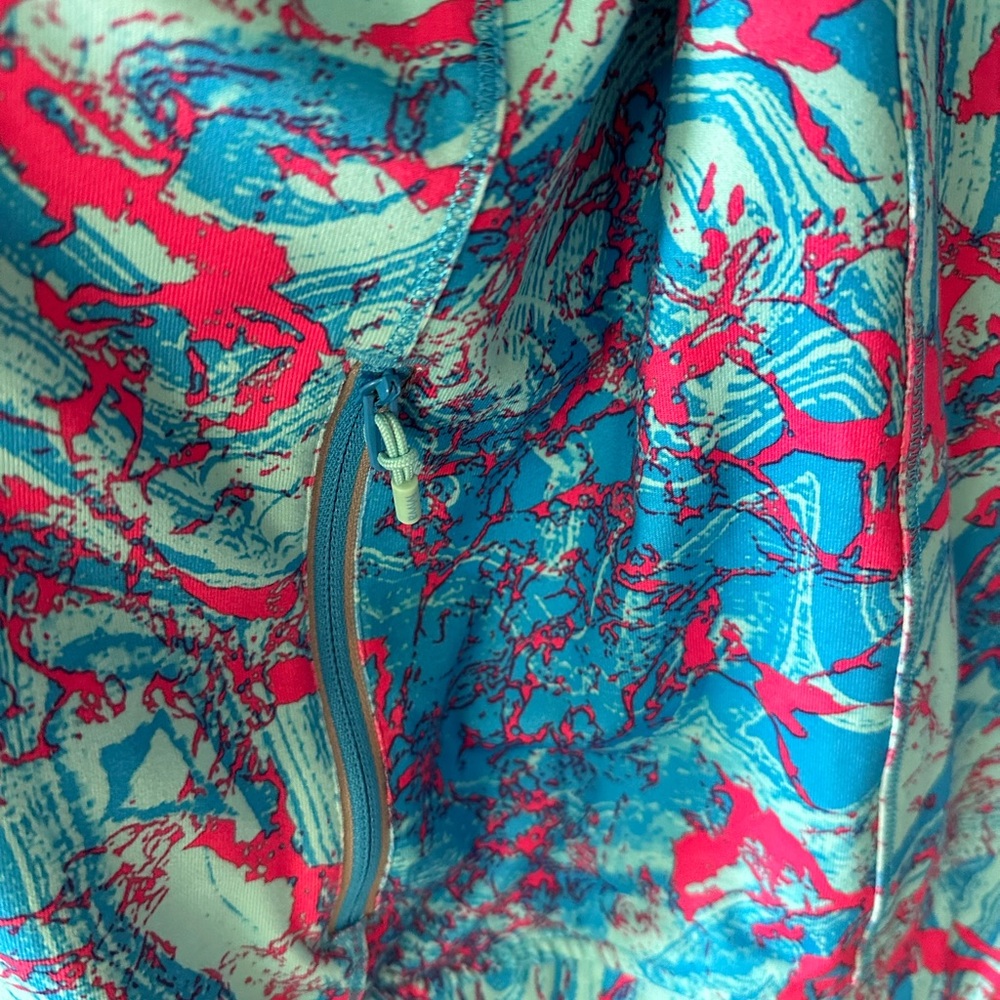 Ivivva reversible dry-fit hoodie. Girls size 12. Like new. - Picture 2 of 7